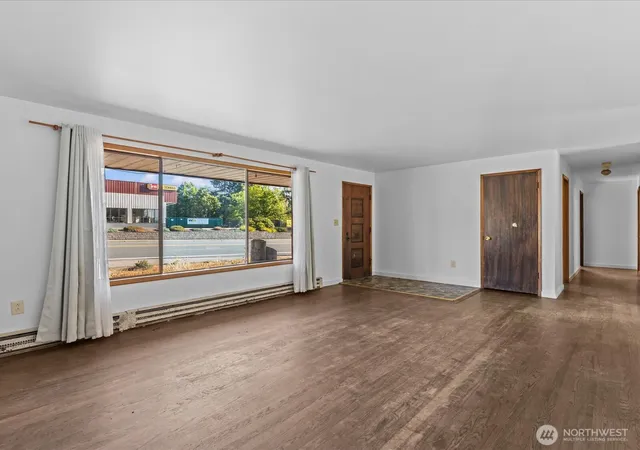 Photo 4 of Sale Pending at 1416 112th Street SE, Everett, WA 98204 | MLS# NWM2567704 | Listing updated on 2026-09-25