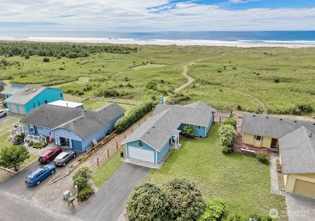 Photo 3 of Single family home for sale at 19407 K Pl, Long Beach, WA 98631 | MLS# NWM2567744 | Listing updated on 2026-09-24