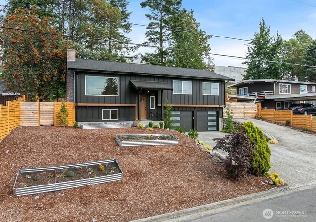 Photo 3 of Sale Pending at 21246 15th Avenue S, Des Moines, WA 98198 | MLS# NWM2567745 | Listing updated on 2026-09-26