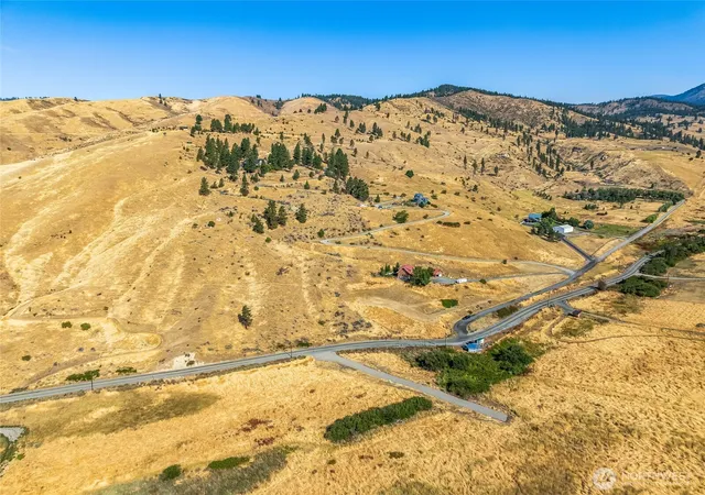 Photo 4 of Land for sale at 2 Nahahum Cyn Rd, Cashmere, WA 98815 | MLS# NWM2567757 | Listing updated on 2026-09-23
