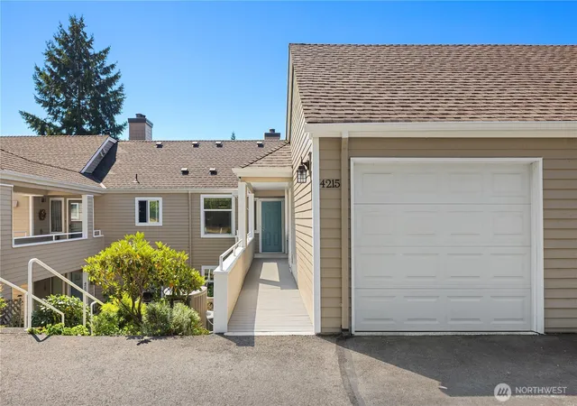 Photo 1 of Sale Pending at 4215 223rd Pl Se #2084, Issaquah, WA 98029 | MLS# NWM2567794 | Listing updated on 2026-09-25
