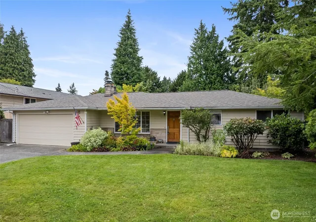Photo 2 of Single family home for sale at 7215 25th Street W, Tacoma, WA 98466 | MLS# NWM2567802 | Listing updated on 2026-09-29