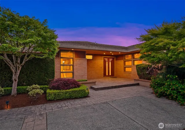 Photo 3 of Single family home for sale at 8635 NE 19th Place, Clyde Hill, WA 98004 | MLS# NWM2567806 | Listing updated on 2026-09-23