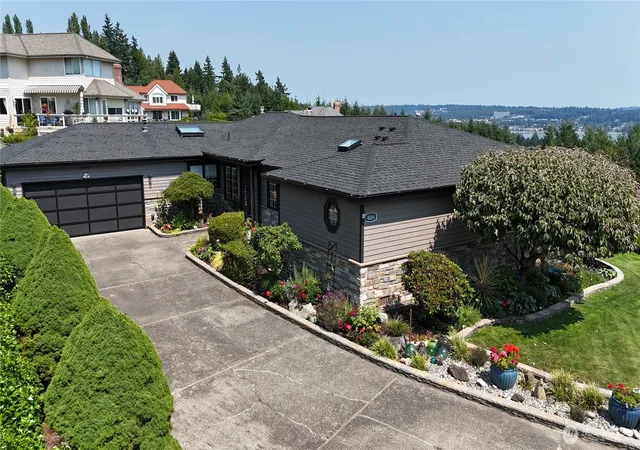 Photo 2 of Single family home for sale at 4884 Nw Chad Ct, Silverdale, WA 98383 | MLS# NWM2567808 | Listing updated on 2026-09-20