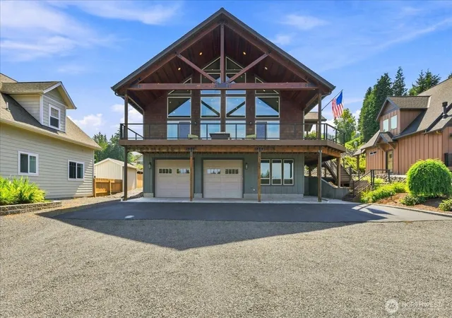 Photo 3 of Single family home for sale at 105 09 Lakeside Dr E, Mossyrock, WA 98564 | MLS# NWM2567811 | Listing updated on 2026-09-23