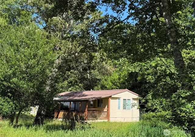 Photo 2 of Manufactured home for sale at 1703 321st Place, Ocean Park, WA 98640 | MLS# NWM2567833 | Listing updated on 2026-09-23