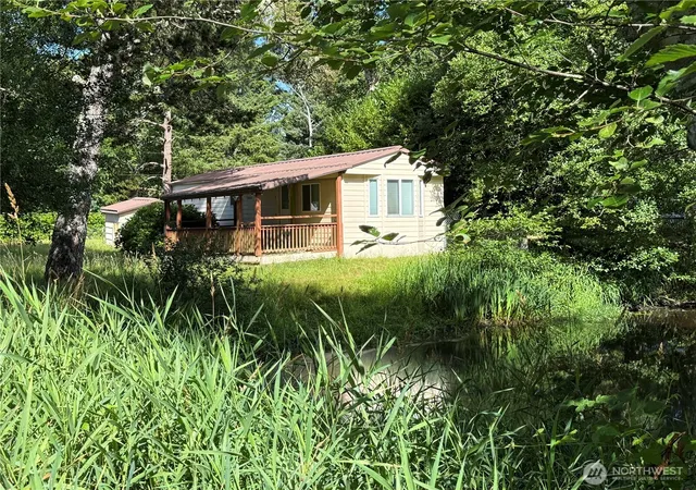 Photo 3 of Manufactured home for sale at 1703 321st Place, Ocean Park, WA 98640 | MLS# NWM2567833 | Listing updated on 2026-09-23
