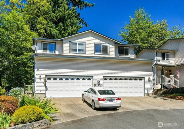 Multi family home for sale at 3115 York Rd, Everett, WA 98204 | MLS# NWM2567840