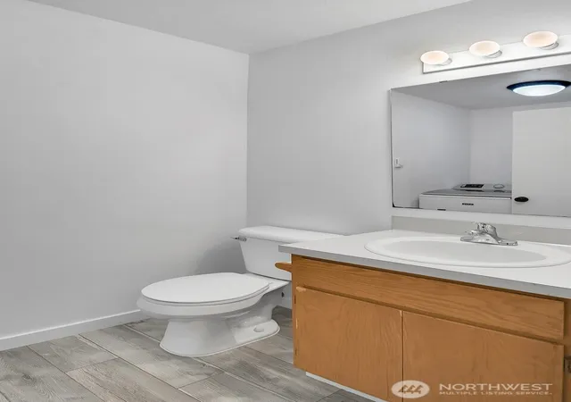 Photo 3 of House for sale at 3115 York Rd, Everett, WA 98204 | MLS# NWM2567840 | Listing updated on 2026-09-23