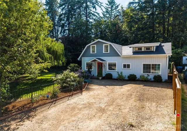 Photo 2 of Sale Pending at 1224 West Ave, Port Orchard, WA 98366 | MLS# NWM2567841 | Listing updated on 2026-09-25