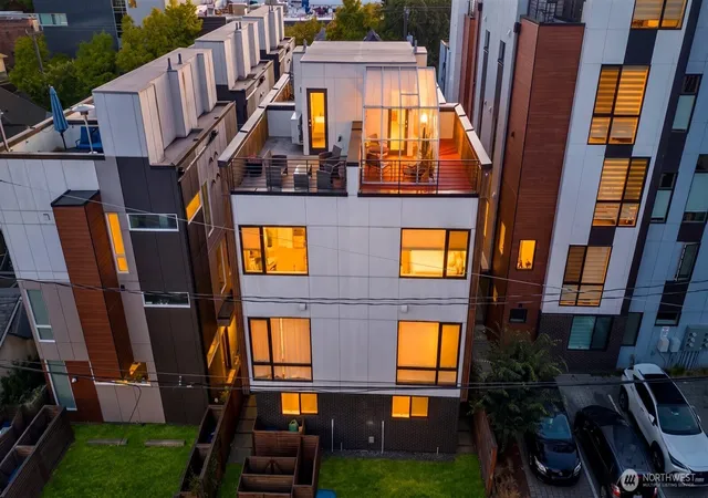 Photo 1 of Townhouse for sale at 1116 13th Avenue #D, Seattle, WA 98122 | MLS# NWM2567848 | Listing updated on 2026-09-23