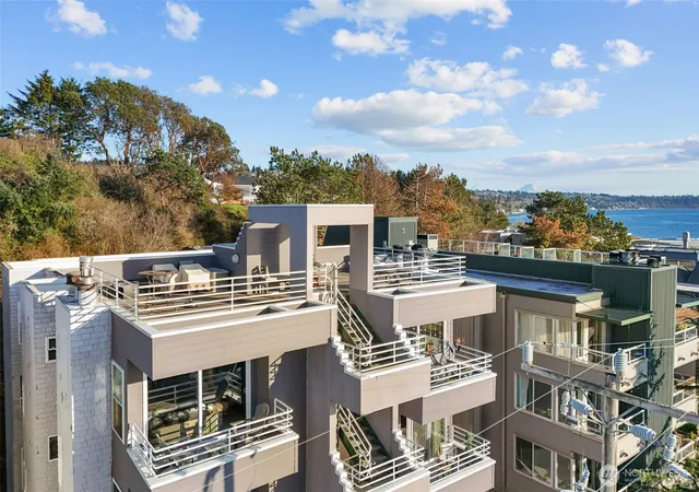 Photo 2 of Sale Pending at 3200 Alki Ave Sw #301, Seattle, WA 98116 | MLS# NWM2567861 | Listing updated on 2026-09-28