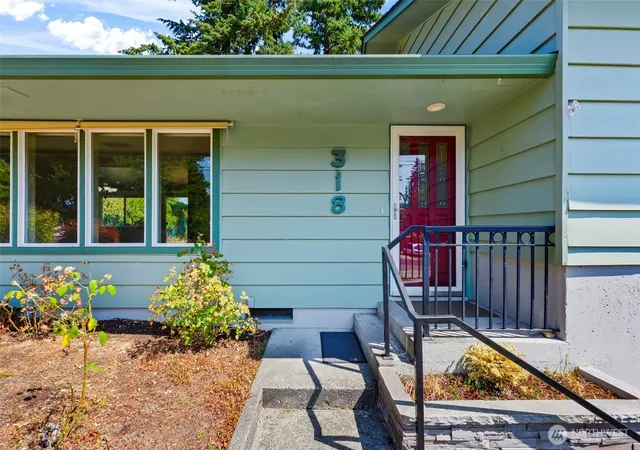 Photo 3 of Single family home for sale at 318 Ranger Dr Se, Olympia, WA 98503 | MLS# NWM2567863 | Listing updated on 2026-09-23