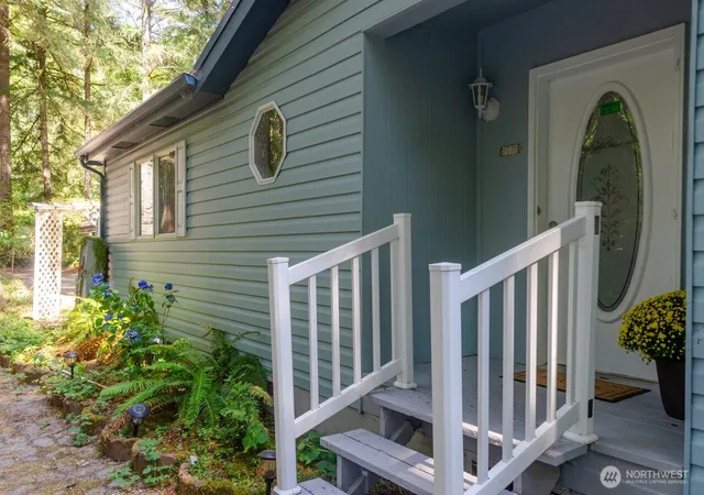 Photo 3 of Manufactured home for sale at 15712 118th St Nw, Gig Harbor, WA 98329 | MLS# NWM2567893 | Listing updated on 2026-09-30