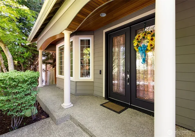 Photo 3 of Single family home for sale at 14809 Ne 63rd Court, Redmond, WA 98052 | MLS# NWM2567908 | Listing updated on 2026-10-02
