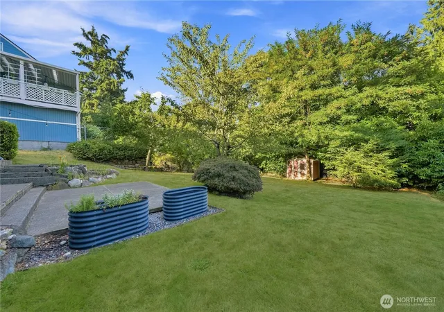 Photo 2 of Single family home for sale at 11526 3rd Avenue Ne, Seattle, WA 98125 | MLS# NWM2567914 | Listing updated on 2026-10-02
