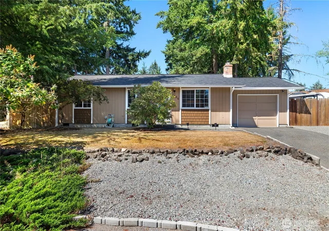 Photo 2 of Single family home for sale at 1706 Foxfire Dr Se, Olympia, WA 98513 | MLS# NWM2567923 | Listing updated on 2026-09-29