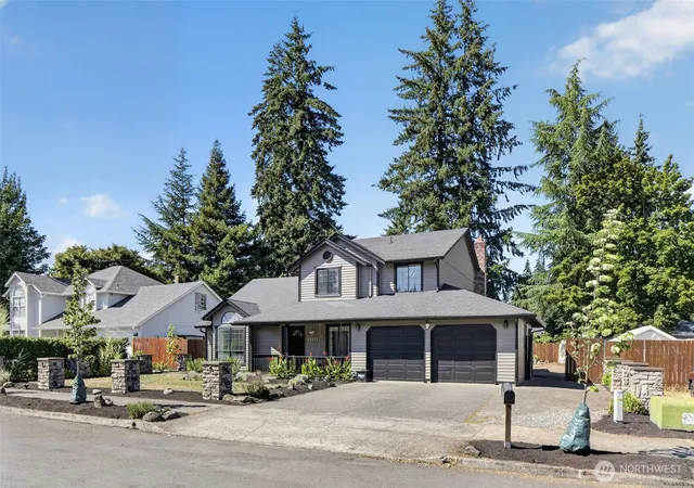 Photo 1 of Single family home for sale at 14002 Ne 7th Circle, Vancouver, WA 98684 | MLS# NWM2567934 | Listing updated on 2026-09-30