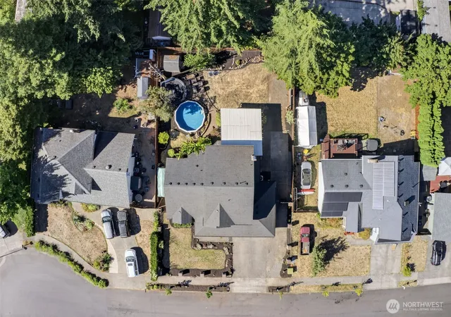 Photo 4 of Single family home for sale at 14002 NE 7th Circle, Vancouver, WA 98684 | MLS# NWM2567934 | Listing updated on 2026-09-30