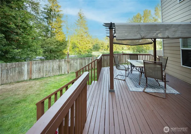 Photo 3 of Single family home for sale at 9507 149th Street E, Puyallup, WA 98375 | MLS# NWM2567935 | Listing updated on 2026-09-25