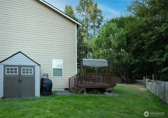 Photo 4 of Single family home for sale at 9507 149th Street E, Puyallup, WA 98375 | MLS# NWM2567935 | Listing updated on 2026-09-25