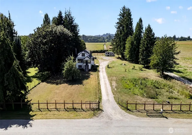 Photo 2 of Single family home for sale at 11174 Sterling Rd, Sedro Woolley, WA 98284 | MLS# NWM2567951 | Listing updated on 2026-09-28