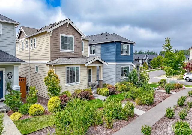 Photo 2 of Single family home for sale at 13207 191st Avenue E, Bonney Lake, WA 98391 | MLS# NWM2567966 | Listing updated on 2026-10-01