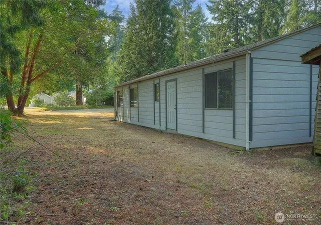 Photo 2 of Single family home for sale at 1602 Groves Ave Nw, Olympia, WA 98502 | MLS# NWM2567999 | Listing updated on 2026-09-23