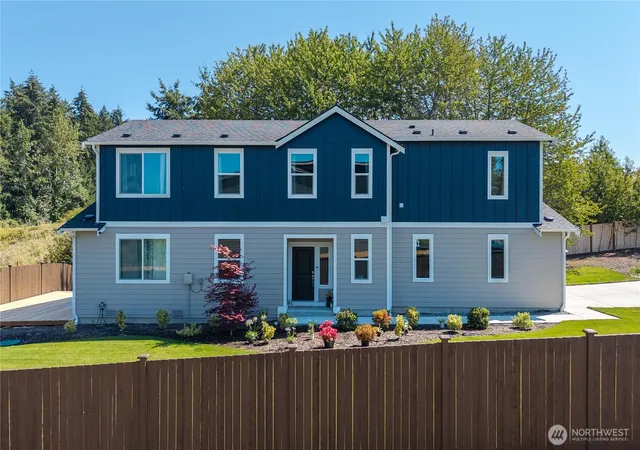 Photo 3 of Sale Pending at 19517 15th Avenue E, Spanaway, WA 98387 | MLS# NWM2568009 | Listing updated on 2026-08-31