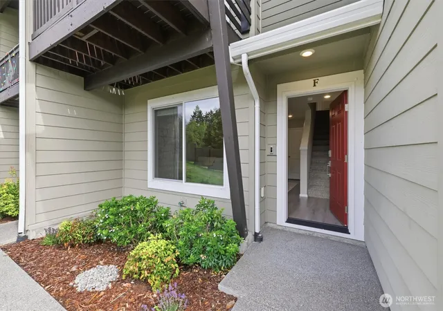 Photo 3 of Townhouse for sale at 17416 118th Avenue Ct E #F, Puyallup, WA 98374 | MLS# NWM2568018 | Listing updated on 2026-09-23