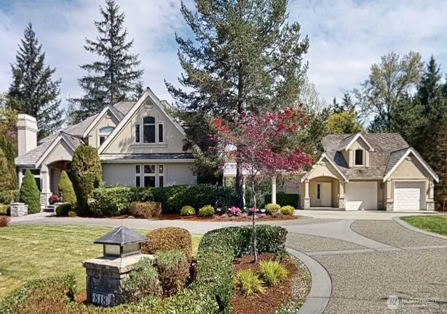 Photo 2 of Mansion for sale at 818 Windsor Dr Se, Sammamish, WA 98074 | MLS# NWM2568029 | Listing updated on 2026-09-23