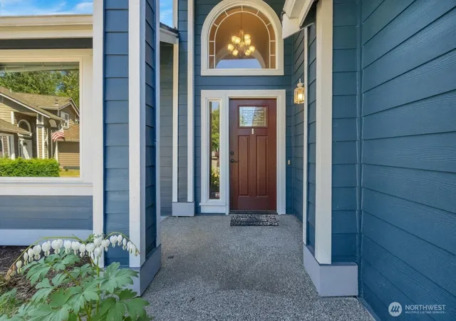 Photo 3 of Sale Pending at 2804 124th Avenue Ne, Lake Stevens, WA 98258 | MLS# NWM2568034 | Listing updated on 2026-09-24