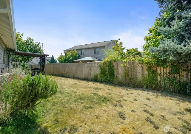 Photo 4 of Sale Pending at 159 Decatur Dr, Kelso, WA 98626 | MLS# NWM2568046 | Listing updated on 2026-09-25