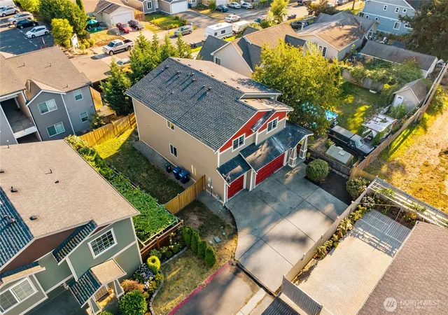 Photo 3 of Single family home for sale at 1418 E 68th Street Ct, Tacoma, WA 98404 | MLS# NWM2568075 | Listing updated on 2026-09-28