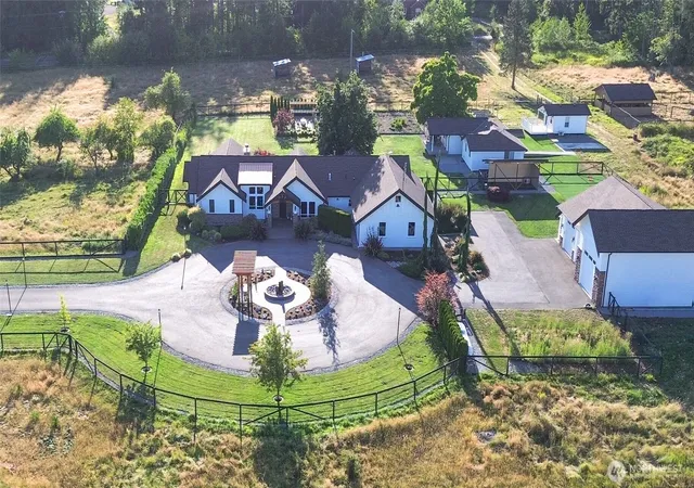 Photo 4 of Single family home for sale at 2315 304th Street E, Roy, WA 98580 | MLS# NWM2568076 | Listing updated on 2026-09-23