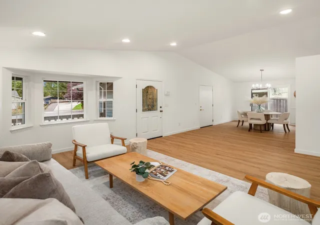 Photo 3 of Single family home for sale at 919 Ryan Ct, Snohomish, WA 98290 | MLS# NWM2568078 | Listing updated on 2026-10-09