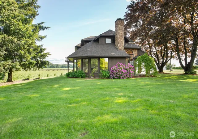 Photo 3 of Sale Pending at 1133 E Pole Rd, Everson, WA 98247 | MLS# NWM2568091 | Listing updated on 2026-09-20