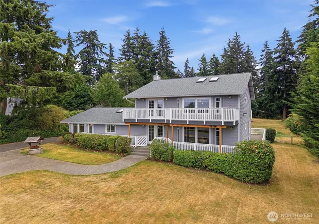 Photo 3 of Single family home for sale at 1269 SW 301st Street, Federal Way, WA 98023 | MLS# NWM2568092 | Listing updated on 2026-09-30