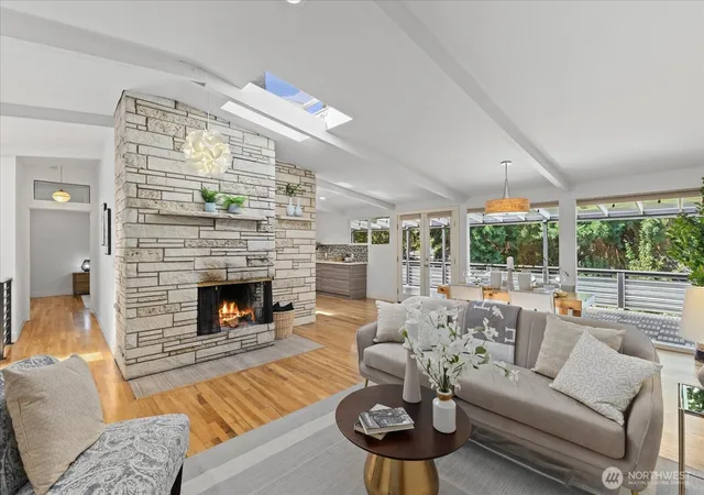 Photo 3 of Sale Pending at 2752 Ne 103rd Street, Seattle, WA 98125 | MLS# NWM2568100 | Listing updated on 2026-08-28