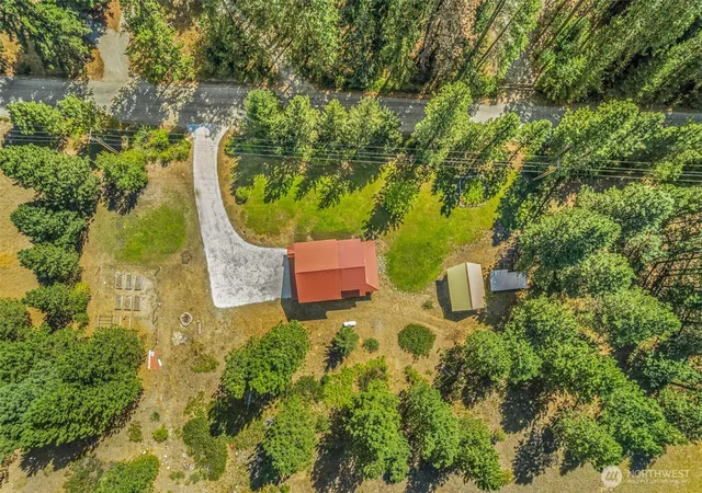 Photo 4 of Single family home for sale at 12511 Bretz Rd, Leavenworth, WA 98826 | MLS# NWM2568112 | Listing updated on 2026-09-23