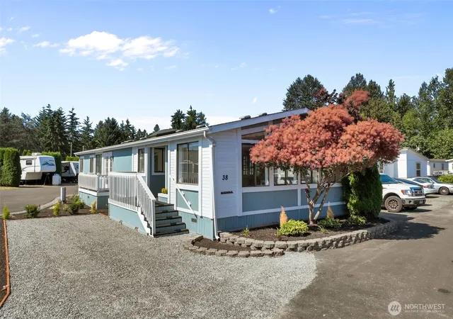 Photo 1 of Manufactured home for sale at 9810 State Ave #38, Marysville, WA 98270 | MLS# NWM2568118 | Listing updated on 2026-09-23