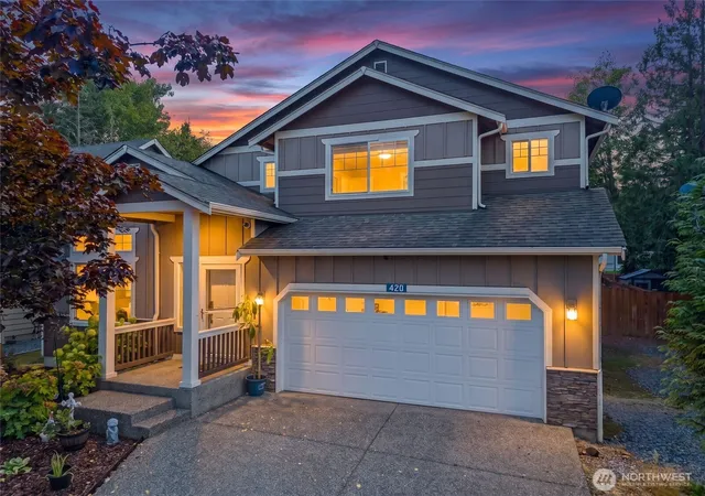 Single family home for sale at 420 Barry Loop, Mount Vernon, WA 98274 | MLS# NWM2568124