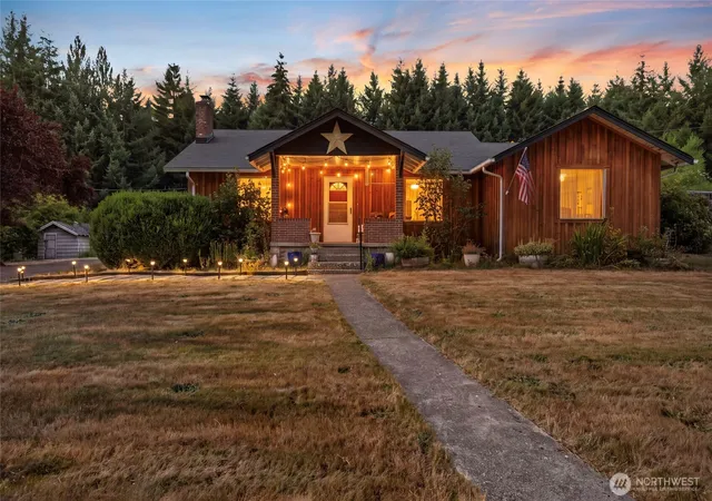 Photo 2 of Single family home for sale at 342 Chilvers Rd, Chehalis, WA 98532 | MLS# NWM2568163 | Listing updated on 2026-10-01