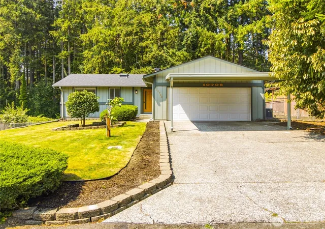 Photo 2 of Sale Pending at 10708 116th Avenue Sw, Tacoma, WA 98498 | MLS# NWM2568167 | Listing updated on 2026-09-25