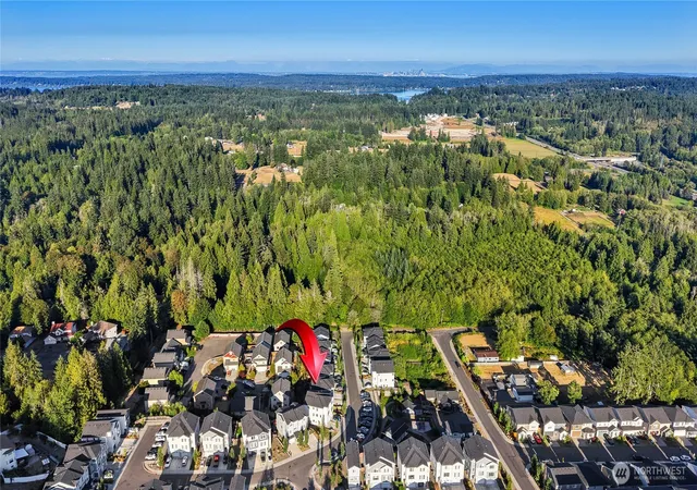 Photo 3 of Sale Pending at 934 NW Highgarden Dr, Bremerton, WA 98311 | MLS# NWM2568171 | Listing updated on 2026-09-22