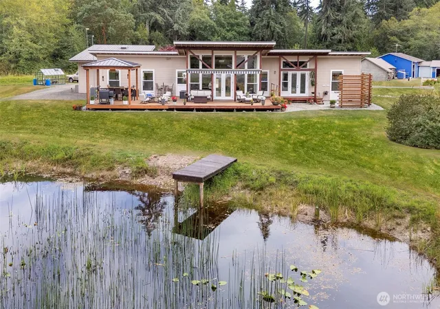 Photo 4 of Single family home for sale at 7929 NE Hunt Clb Ln, Hansville, WA 98340 | MLS# NWM2568176 | Listing updated on 2026-09-25