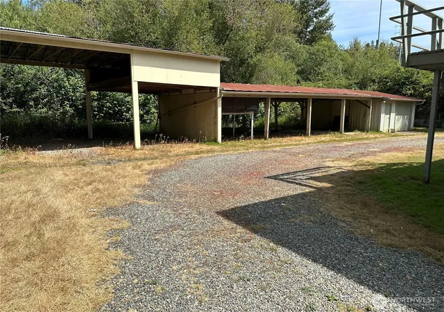 Photo 3 of Multi family home for sale at 12325 Valley Ave E, Sumner, WA 98390 | MLS# NWM2568185 | Listing updated on 2026-09-22
