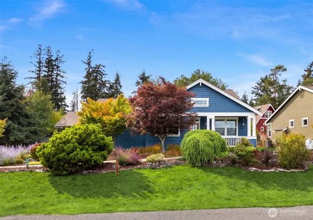 Photo 3 of Sale Pending at 211 N Stromberg Ave, Port Townsend, WA 98368 | MLS# NWM2568190 | Listing updated on 2026-09-25
