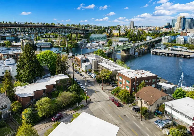 Photo 3 of Multi family home for sale at 3261 Fuhrman Ave E, Seattle, WA 98102 | MLS# NWM2568199 | Listing updated on 2026-09-23
