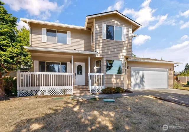 Photo 1 of Single family home for sale at 1279 Halsey Dr, Coupeville, WA 98239 | MLS# NWM2568215 | Listing updated on 2026-09-23